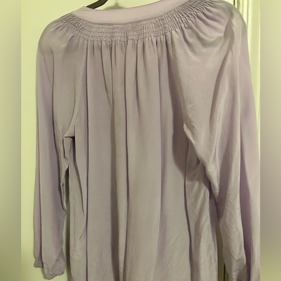 Lilly Pulitzer Elsa Silk Blouse- Size Medium- Color Lavender- EUC - Picture 7 of 12